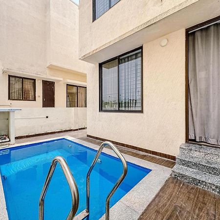 Private Villa With Swimming Pool 첸나이 외부 사진